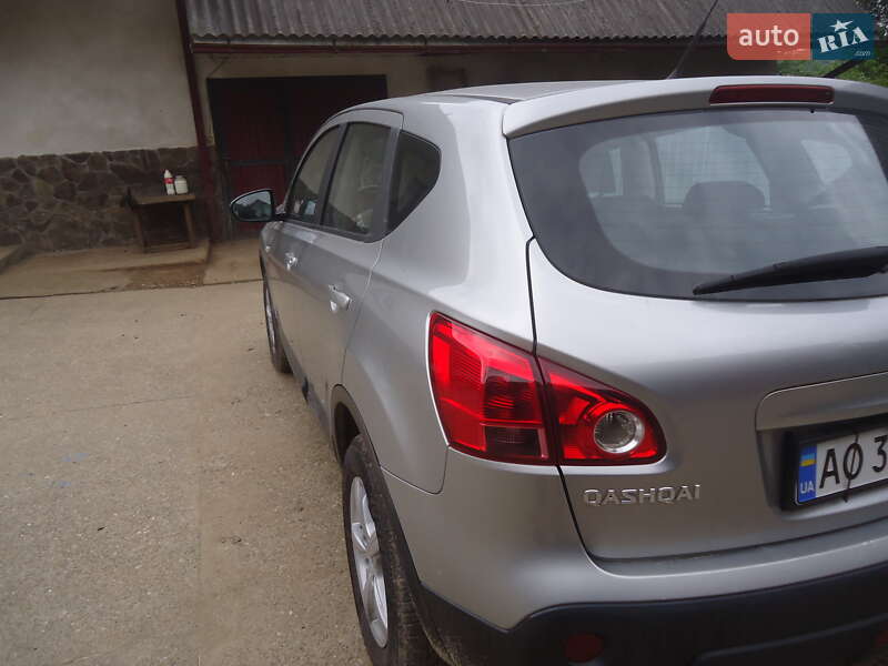 Позашляховик / Кросовер Nissan Qashqai 2007 в Хусті