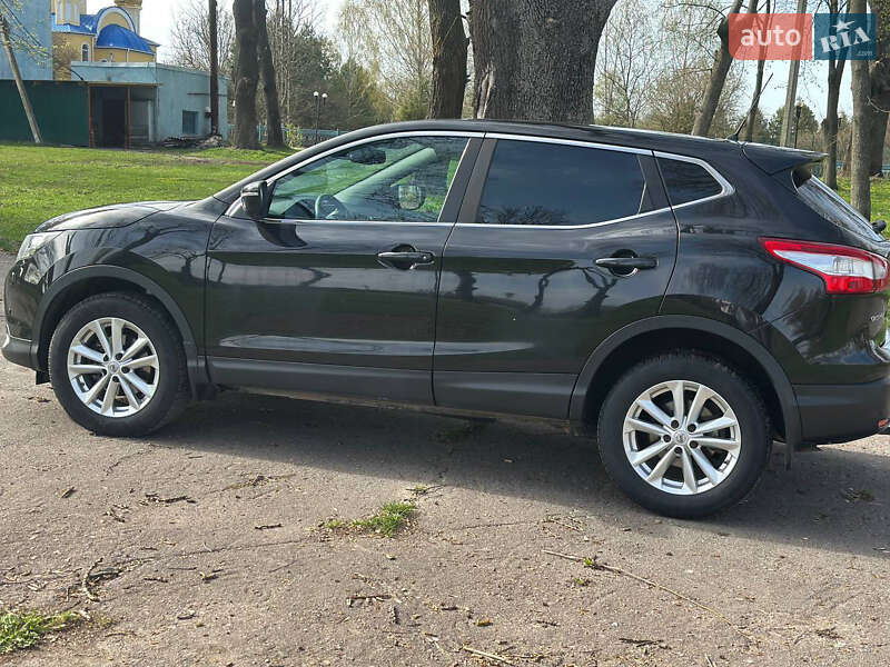 Внедорожник / Кроссовер Nissan Qashqai 2015 в Теофиполе