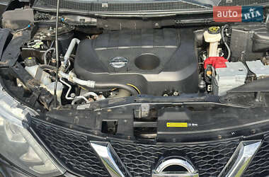 Внедорожник / Кроссовер Nissan Qashqai 2015 в 