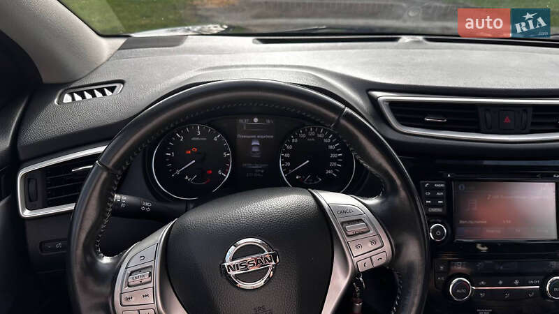 Внедорожник / Кроссовер Nissan Qashqai 2015 в Теофиполе