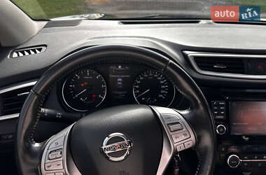 Внедорожник / Кроссовер Nissan Qashqai 2015 в 