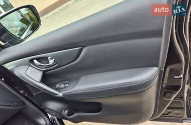 Позашляховик / Кросовер Nissan Qashqai 2020 в 