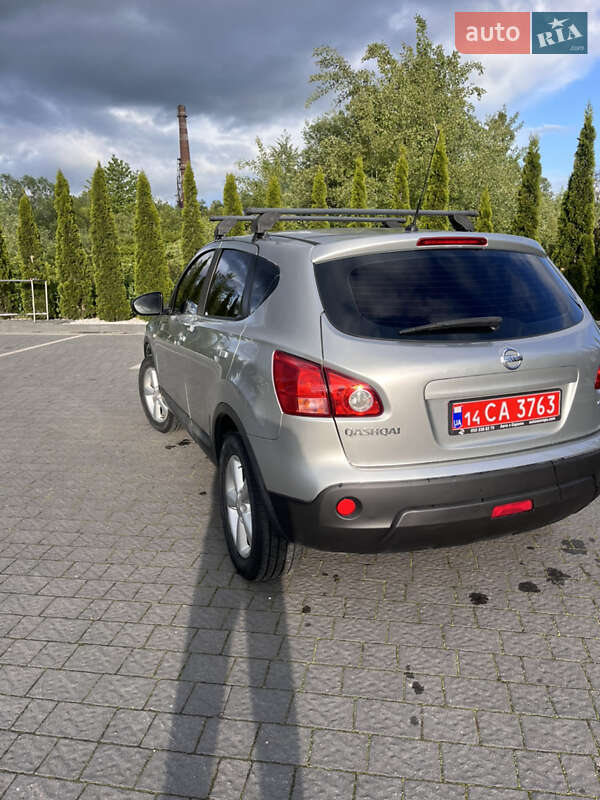 Внедорожник / Кроссовер Nissan Qashqai 2009 в Надворной