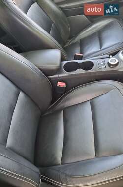 Внедорожник / Кроссовер Nissan Qashqai 2012 в 