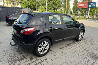 Позашляховик / Кросовер Nissan Qashqai 2011 в 