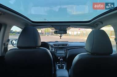 Внедорожник / Кроссовер Nissan Qashqai 2014 в 
