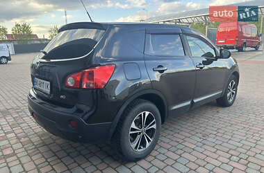 Внедорожник / Кроссовер Nissan Qashqai 2009 в 