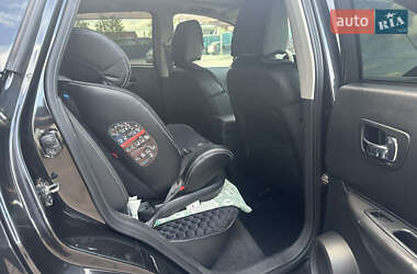 Внедорожник / Кроссовер Nissan Qashqai 2009 в 
