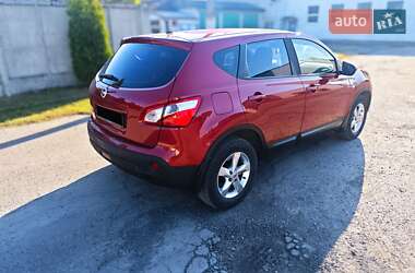 Позашляховик / Кросовер Nissan Qashqai 2013 в Рокитному