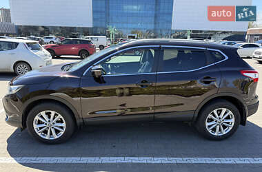 Позашляховик / Кросовер Nissan Qashqai 2014 в 