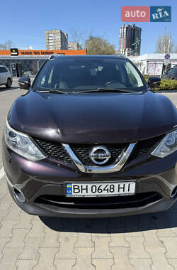 Позашляховик / Кросовер Nissan Qashqai 2014 в 