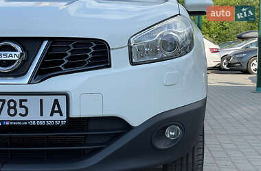 Внедорожник / Кроссовер Nissan Qashqai 2012 в 