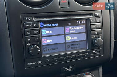 Внедорожник / Кроссовер Nissan Qashqai 2012 в 