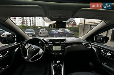 Внедорожник / Кроссовер Nissan Qashqai 2014 в 
