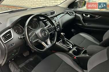 Позашляховик / Кросовер Nissan Qashqai 2018 в 