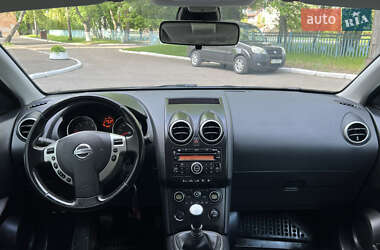 Внедорожник / Кроссовер Nissan Qashqai 2010 в 