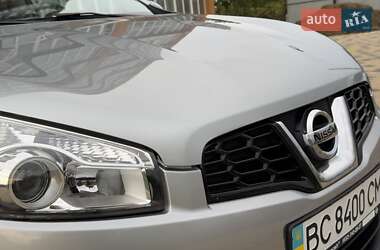 Позашляховик / Кросовер Nissan Qashqai 2011 в 