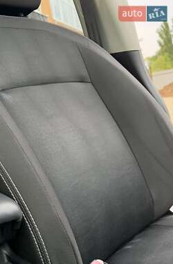 Позашляховик / Кросовер Nissan Qashqai 2011 в 