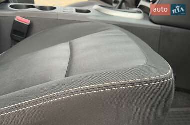 Позашляховик / Кросовер Nissan Qashqai 2011 в 