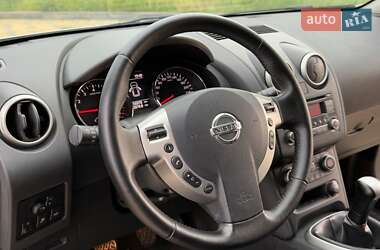 Позашляховик / Кросовер Nissan Qashqai 2011 в 