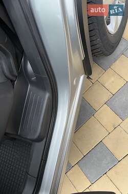 Позашляховик / Кросовер Nissan Qashqai 2011 в 
