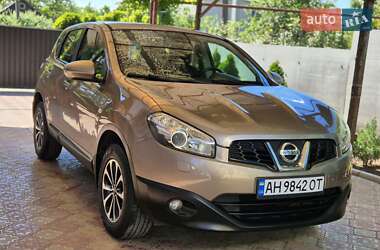 Внедорожник / Кроссовер Nissan Qashqai 2012 в Запорожье