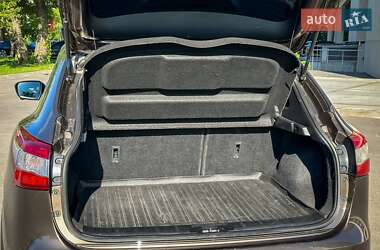 Позашляховик / Кросовер Nissan Qashqai 2014 в 