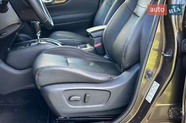 Позашляховик / Кросовер Nissan Qashqai 2014 в 