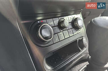 Позашляховик / Кросовер Nissan Qashqai 2013 в 