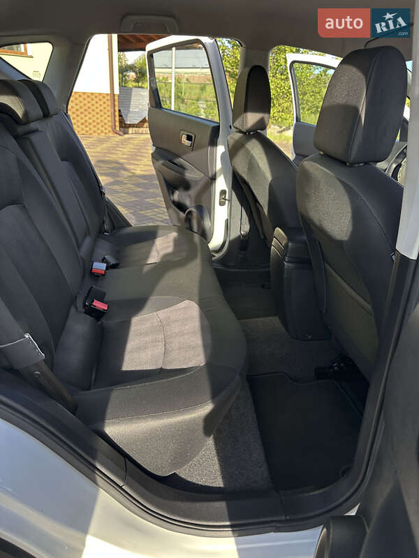 Позашляховик / Кросовер Nissan Qashqai 2013 в Самборі