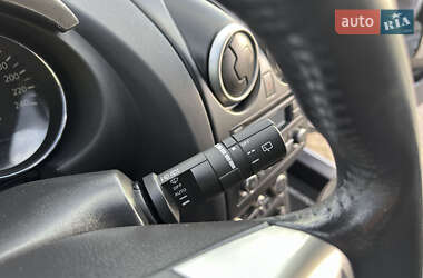 Позашляховик / Кросовер Nissan Qashqai 2013 в 