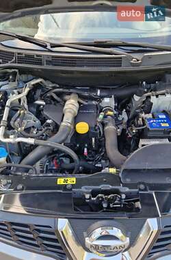 Внедорожник / Кроссовер Nissan Qashqai 2012 в 