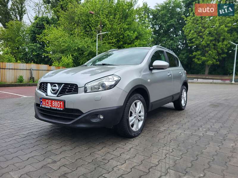 Внедорожник / Кроссовер Nissan Qashqai 2011 в 