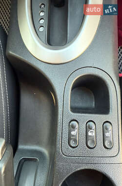 Внедорожник / Кроссовер Nissan Qashqai 2013 в 