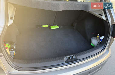 Внедорожник / Кроссовер Nissan Qashqai 2013 в 