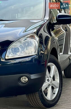 Позашляховик / Кросовер Nissan Qashqai 2010 в 