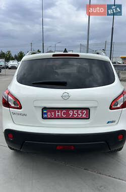 Позашляховик / Кросовер Nissan Qashqai 2011 в 
