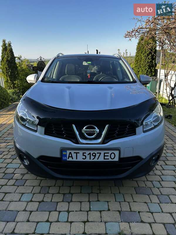 Внедорожник / Кроссовер Nissan Qashqai 2011 в Ивано-Франковске