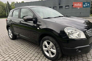 Внедорожник / Кроссовер Nissan Qashqai 2009 в 