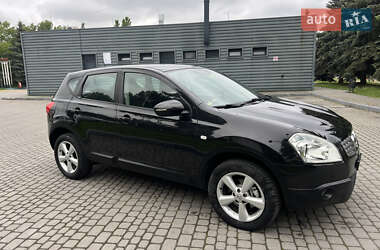 Внедорожник / Кроссовер Nissan Qashqai 2009 в 