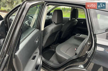 Внедорожник / Кроссовер Nissan Qashqai 2009 в 