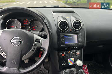 Внедорожник / Кроссовер Nissan Qashqai 2009 в 
