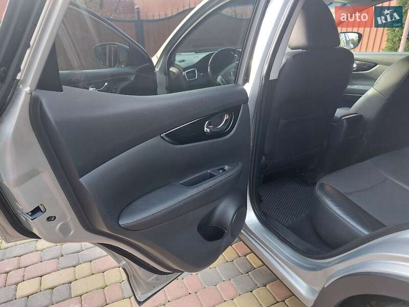 Позашляховик / Кросовер Nissan Qashqai 2014 в Мукачевому