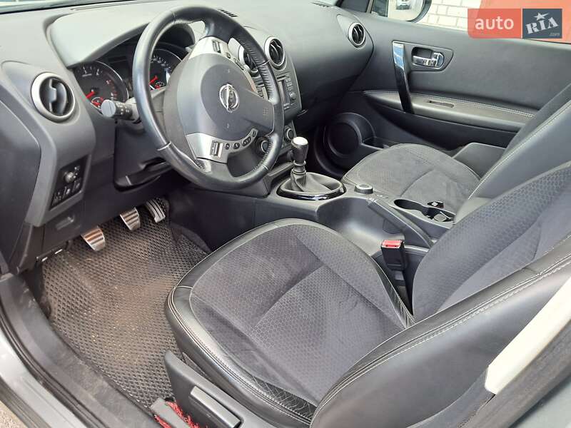 Внедорожник / Кроссовер Nissan Qashqai 2013 в Киеве