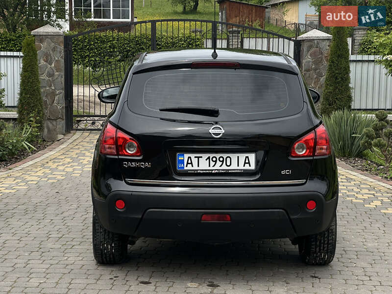 Позашляховик / Кросовер Nissan Qashqai 2010 в Коломиї