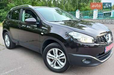 Внедорожник / Кроссовер Nissan Qashqai 2011 в 