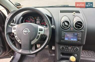 Внедорожник / Кроссовер Nissan Qashqai 2011 в 