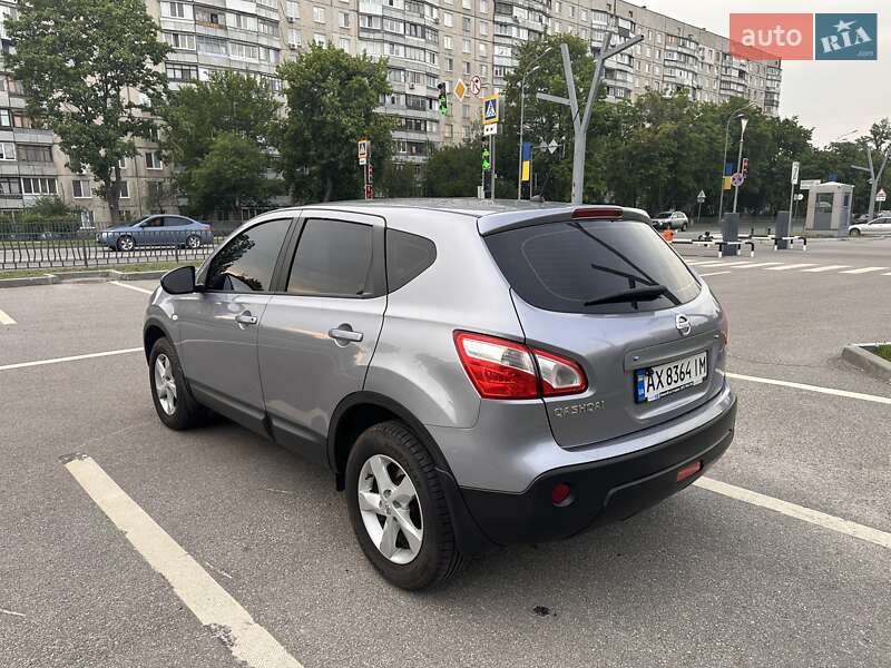 Позашляховик / Кросовер Nissan Qashqai 2011 в Харкові