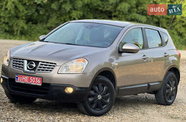 Внедорожник / Кроссовер Nissan Qashqai 2009 в 