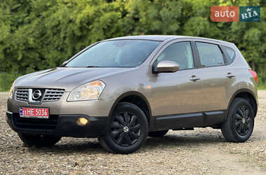 Внедорожник / Кроссовер Nissan Qashqai 2009 в 